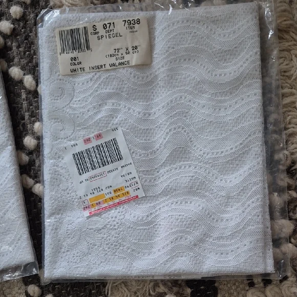NEW Spiegel White Insert Valance 72x20