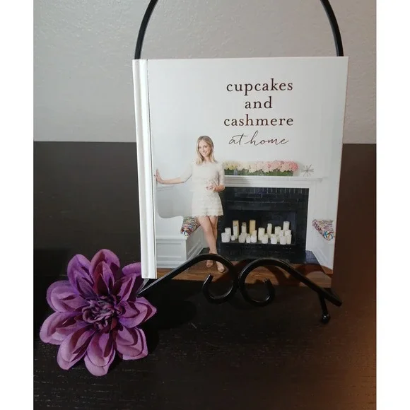 Cupcakes and Cashmere at Home by Emily‎ Schuman (2015, Hardcover) #B55