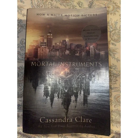 The Mortal Instruments Ser.: City of Bones by‎ Cassandra Clare (2008, Trade...