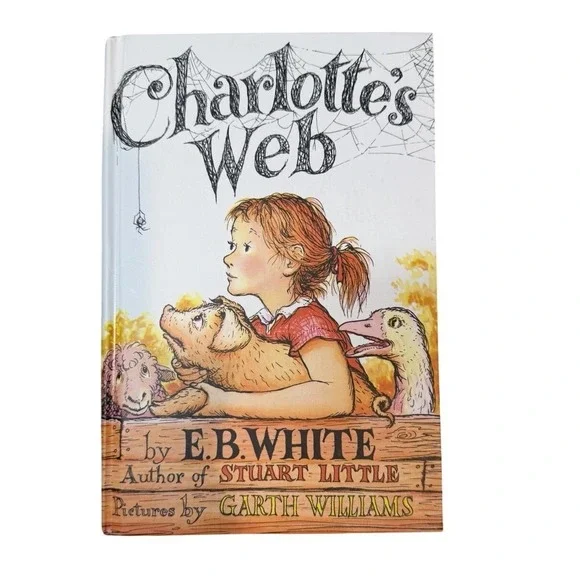 Charlotte's Web : A Newbery Honor Award Winner by E. B. White and Kate DiCamillo