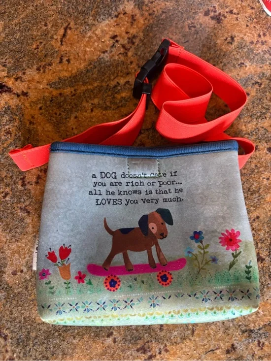NATURAL LIFE Dog Skateboard Fanny Pack with Red Strap