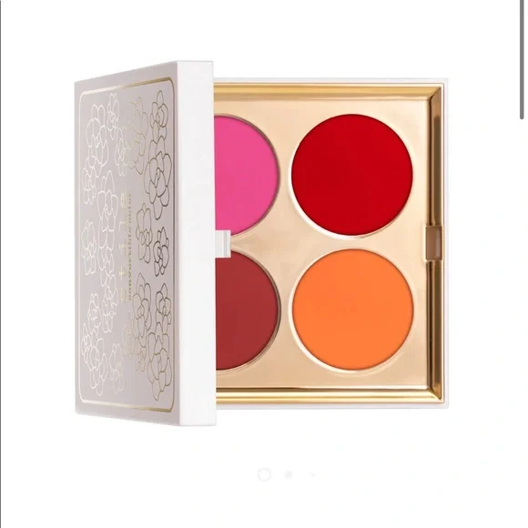 STILA “National Treasure Convertible Color Lip And Cheek Quad Palette new in box