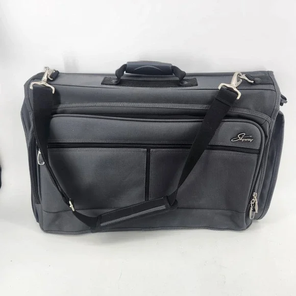 Skyway Black Garment Bag Duffel Carry On Convertible Hanging Travel Luggage