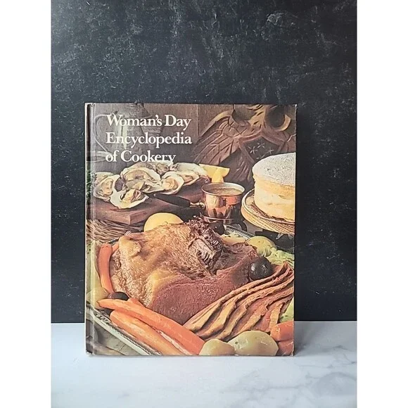 Women's Day Encyclopedia Of Cookery Volume 1