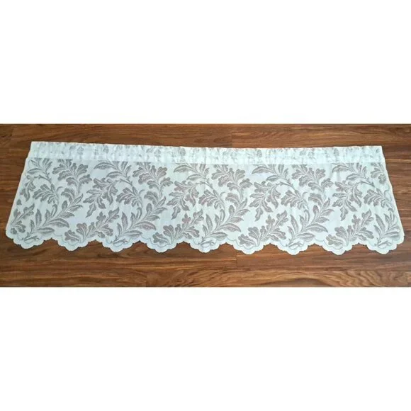 Vintage White Lace Window Valance Leaves Scalloped Cottage Country 57x18