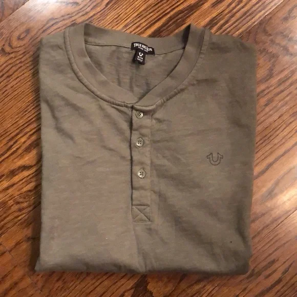 TRUE RELIGION Men’s Olive Green Short Sleeve Henley Size XL