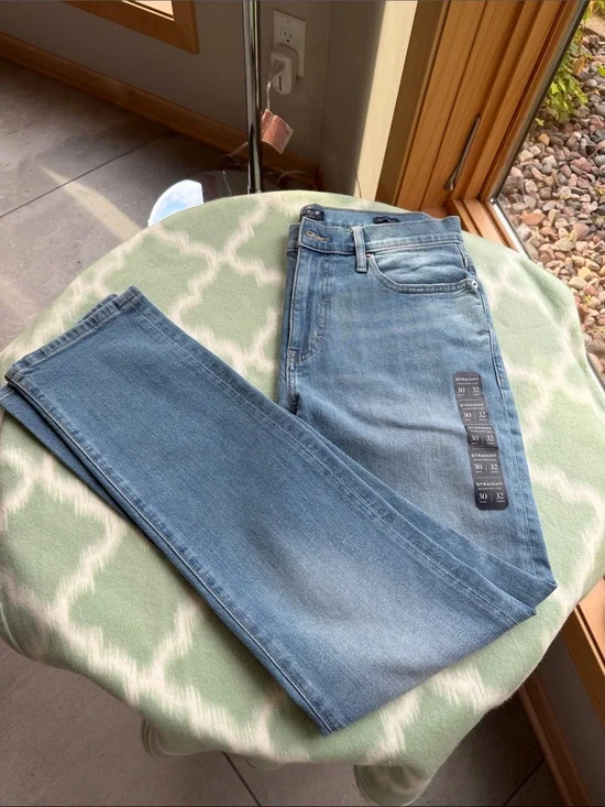 NWT J. Crew Light Blue Signature Flex Straight-Leg Jeans men’s 30x32