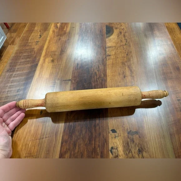 Vintage 1940'S MUNISING Wood Rolling Pin Turned Handles USA Farmhouse Cottage