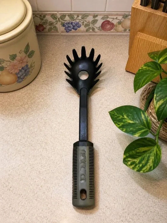 Vintage Ekco Nylon‎ Spaghetti Pasta Server with Soft-Grip Handle 11.5” Long