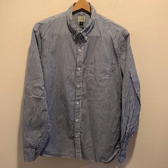 J. Crew Stretch Classic Blue&White Pinstripe in size XL. Button up. No stains.