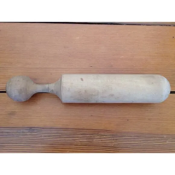 Vtg Antique Solid Maple Wood Sauerkraut Masher Kitchen Pestle 10.5