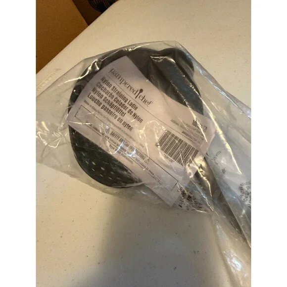 Pampered Chef Metal and Nylon Straining Ladle NEW In The Package