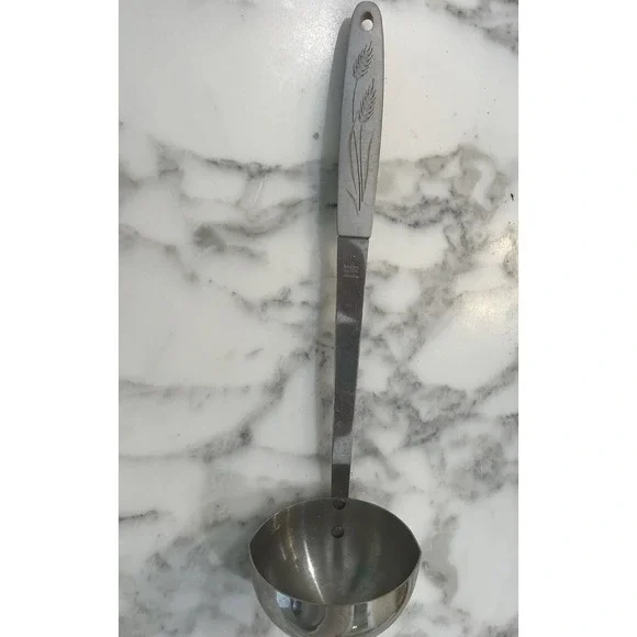 Vintage  Maid of Honor Ladle Stainless Wheat Handle Spouted Utensil Kitchen