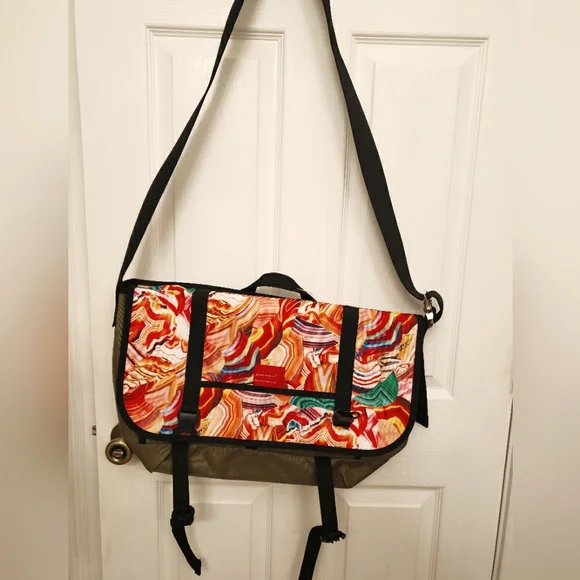 Free People Movement x‎ ( Manhattan Portage) NWOT