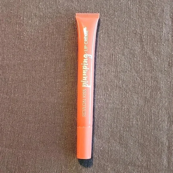 Revlon Kiss Plumping Lip Creme-505 Abricot Silk