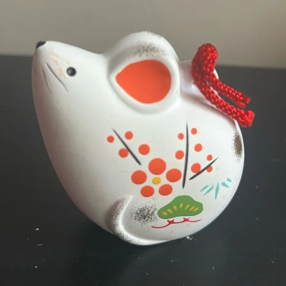 White Clay pottery Japanese Mouse Bell