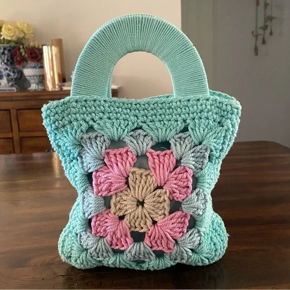Art Class Green and Pink Granny Crochet Clutch