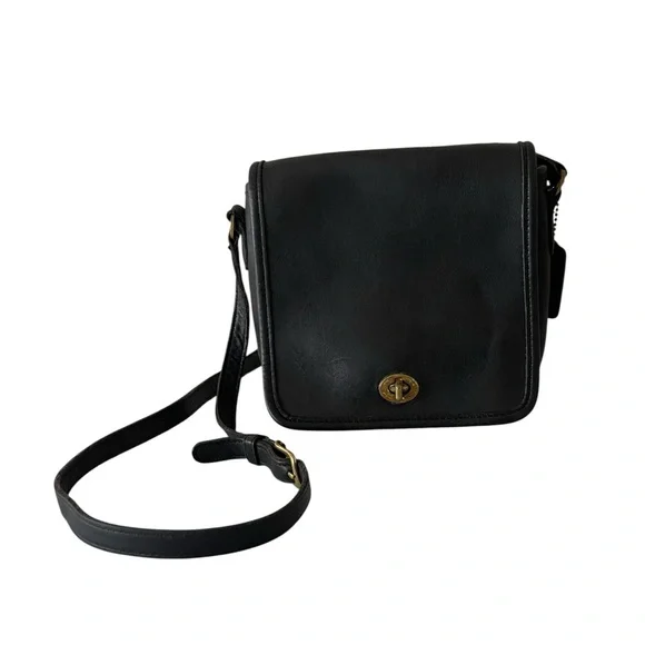 Vintage Coach Legacy Companion Flap Bag 9076 Black Leather Crossbody