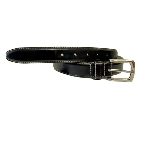 J. Crew men’s Size‎ 40 black leather belt. Solid brass silver buckle. EUC