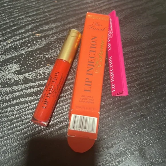 🌛🎭Too Faced Tangerine Dream Extreme Lip Injection