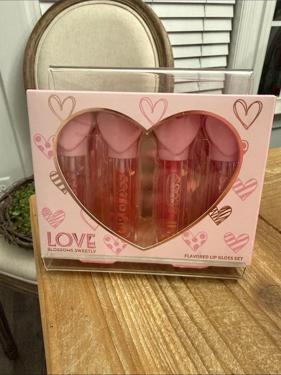 Lip Gloss Set of 4
