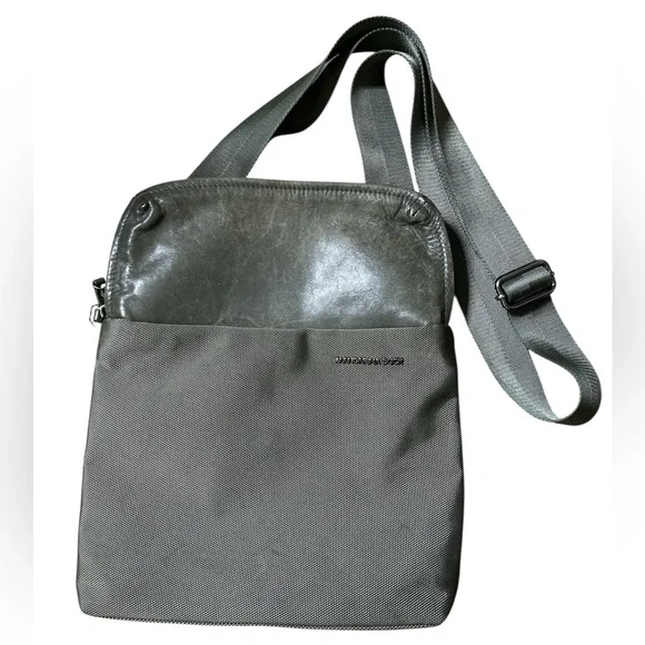 MANDARINA DUCK Messenger Bag with Adjustable Strap and Water-Resistant Finish
