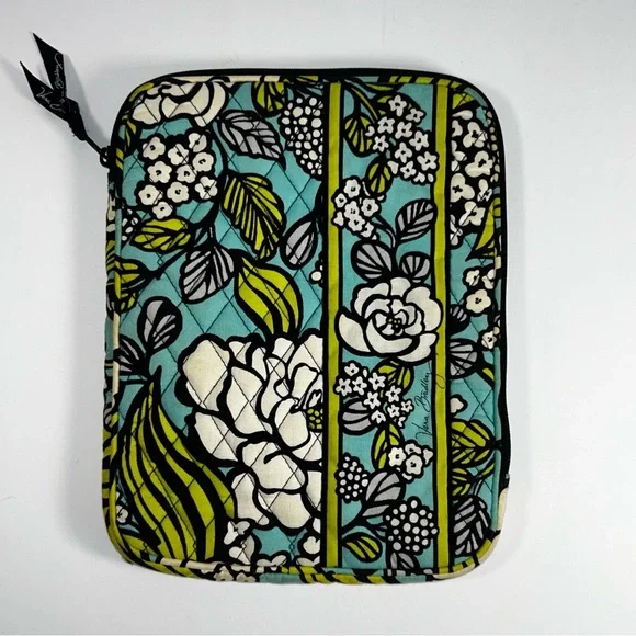 Vera Bradley‎ Floral Quilted Tablet Sleeve