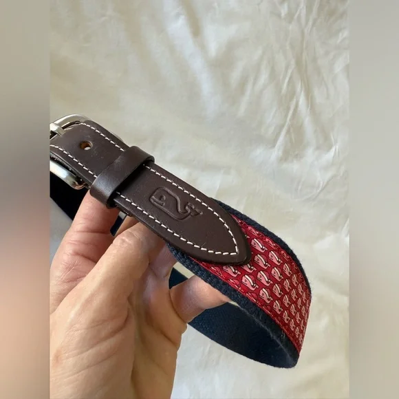 Vineyard Vines | Boys 24 | Santa Whale Canvas Club Belt Red | Leather Trim NWT