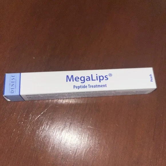 Dr. Denese MegaLips Peptide Treatment in PEACH .06 oz Full Size New in Box