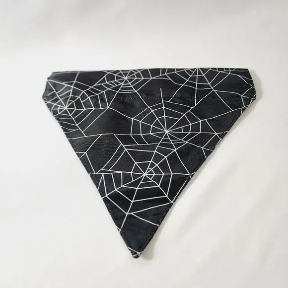 🏖 Pet Collar Bandana Spiderwebs Halloween Goth Gothic