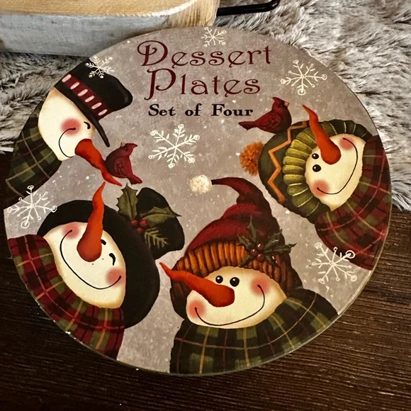 Snowman Dessert Plates Set of Four
