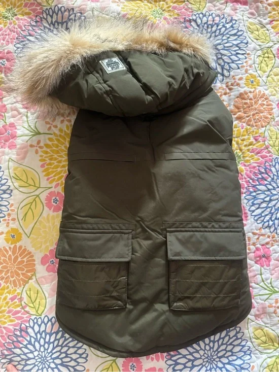 NWT large pajar pup Canada dog jacket