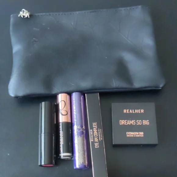 6 Piece Makeup Bundle