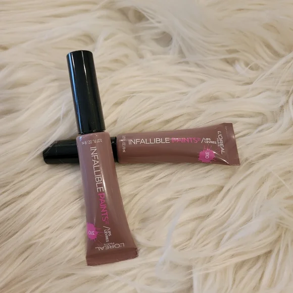 L'Oreal Paris Infallible Lip Paints Taupeless #310
