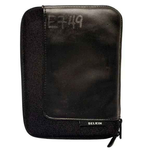 Belkin Black Padded Tablet Sleeve Zippered Case Minimalist Tech Cover 6 In Wide