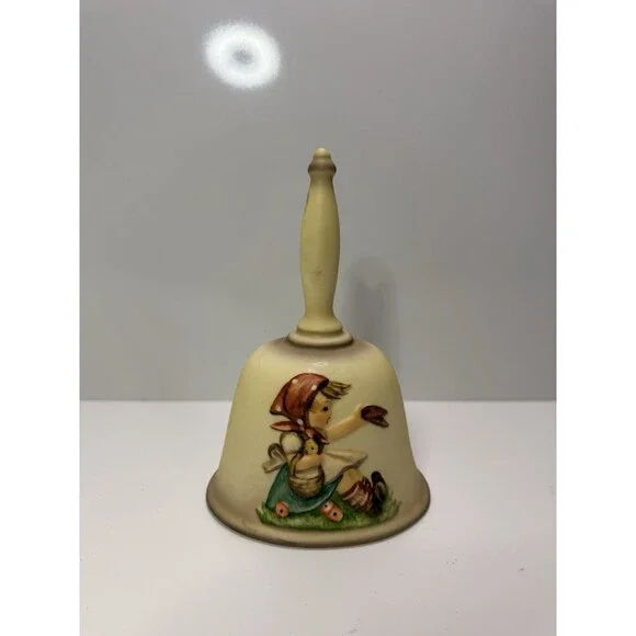 1979 M.I. Hummel‎ Annual Bell 2nd Edition Goebel W. Germany – Girl with Duck