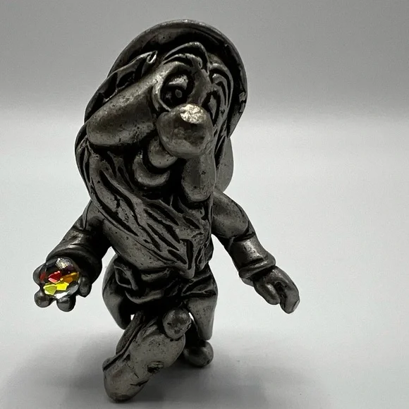 Snow White 60th Anniversary Sleepy Pewter Figurine Without Pick Collectibles