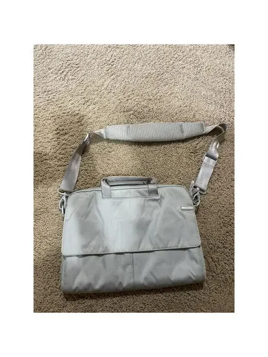 Laptop / Computer/ tablet bag /  holder / brief INCASE light grey 13.5in x 10in