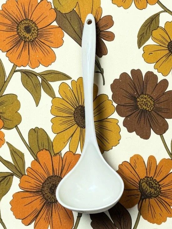 Vintage Ladle Cooking Utensil Melamine Ware Plastic Serving Kitchen