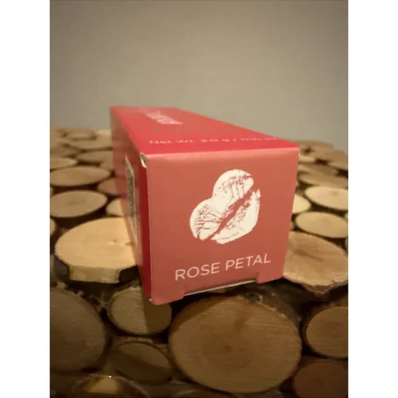 LWYA Hydra Kiss Moisturizing Lipstick by Kim Gravel ROSE‎ PETAL