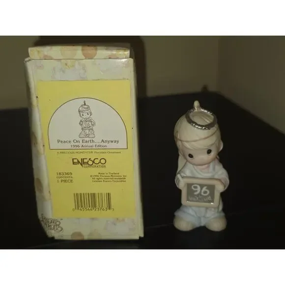 Precious Moments Peace On Earth Anyway 1996 Annual Ornament 183369 With‎ Box