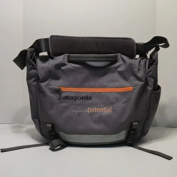 Patagonia Half Mass Messenger Bag Gray Orange Laptop Commuter Shoulder Bag 20L