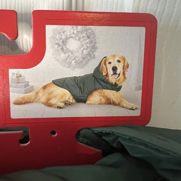 Wondershop Pet Puffer Vest Medium Green NEW Hooded Quilted Dog Jacket