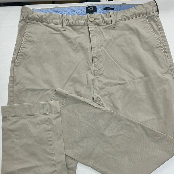 J. Crew Men's Tan Chino Pants