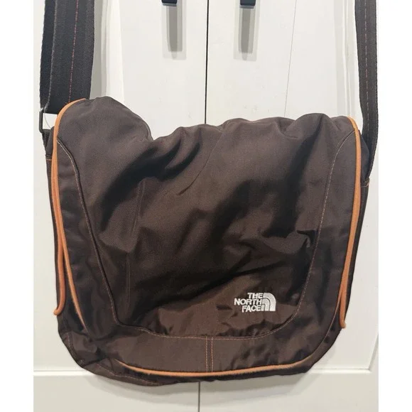 The North Face Satchel Messenger Bag Brown Orange Crossbody Retro Shoulder Purse