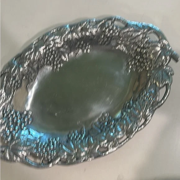 Arthur Court‎ Silver Decorative Accents with Intricate Design