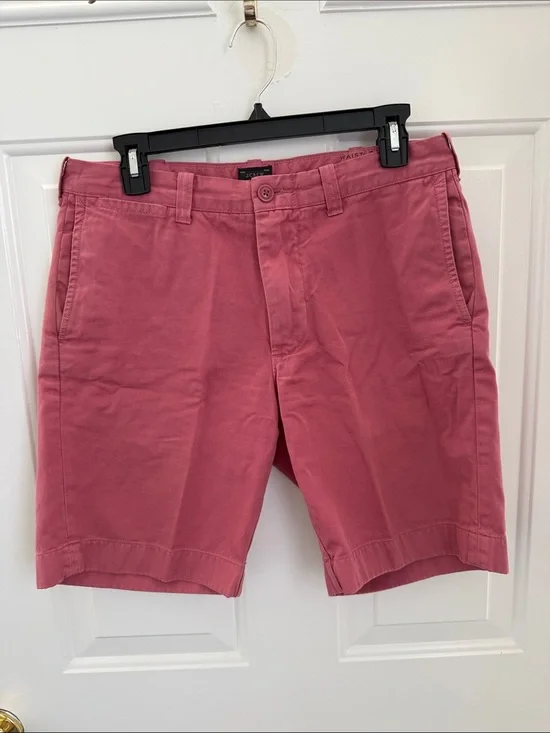 J. Crew Stanton Men’s Pink Salmon Shorts - Size 31