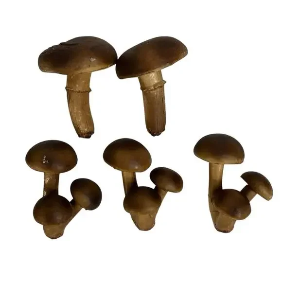 Vintage Lot of 5 Blow Mold Faux Mushrooms Fairy Garden Forrest Decor 70’s‎