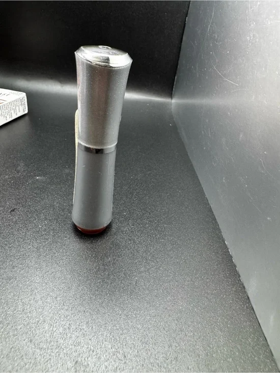 NWT COVERGIRL Limited Edition Serie Lipstick