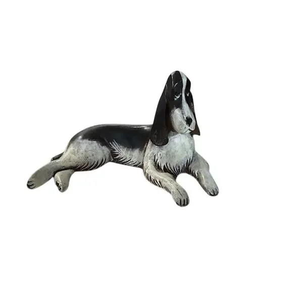 Springer Spaniel Figurine by Lynda Pleet Black & White Figurine